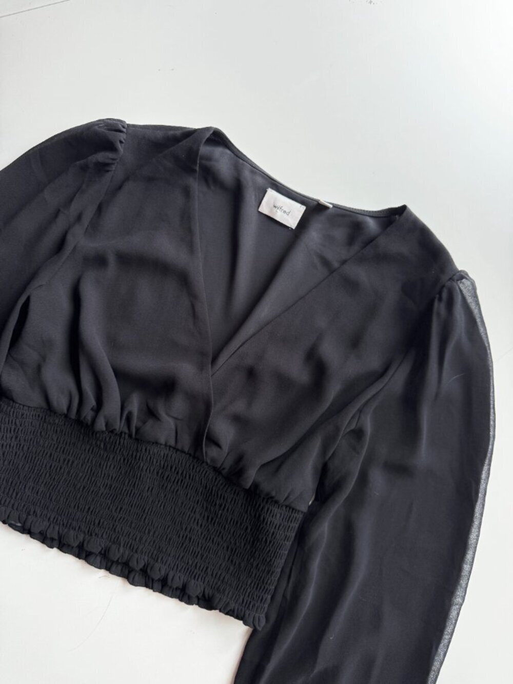 Aritzia WILFRED Wistful Black Chiffon Smocked Puff Sleeve V-Neck Blouse, Size S - Picture 6 of 14